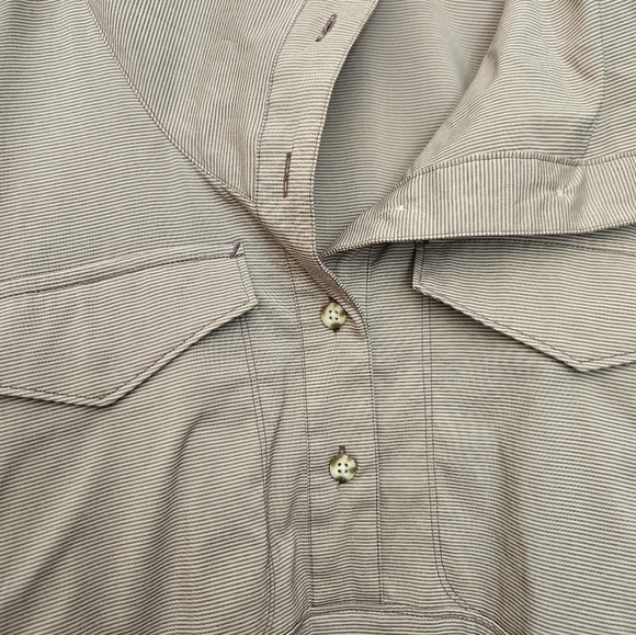 Women's Beige Shirt With Pockets - Picture 3 of 9
